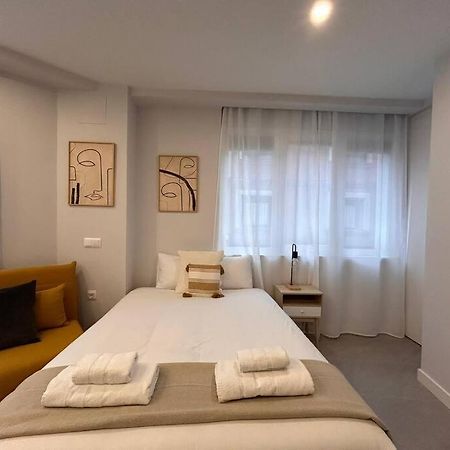 Cozy Studio In Tetuan - En 1/8 Madrid Exterior photo