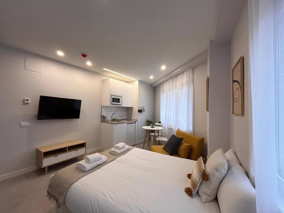 Cozy Studio In Tetuan - En 1/8 Madrid Exterior photo